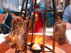 馕坑架子肉-阿里疆Alijiang·丝路美食·异域风情·清真(长楹天街店)