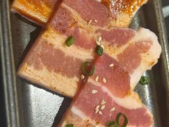 -山川小町·极番烧肉(新地假日广场店)