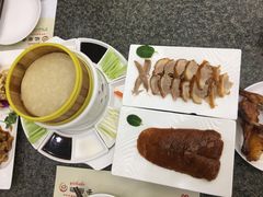 -忆厨禾中餐厅