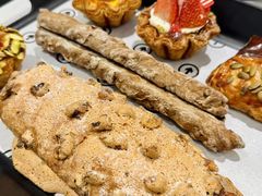 -HOT CRUSH趁热集合·现烤面包(上海环球港店)