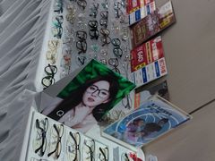 -零度眼镜·宝视友·平价精准配镜(吾悦花街店)