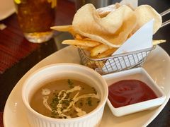 -WOLFGANG PUCK KITCHEN & BAR(迪士尼小镇店)
