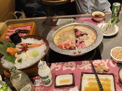 -牛YO寿喜烧·铁板烧和牛火锅自助(市府恒隆店)