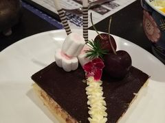 -蓝钻·国际美食海鲜自助百汇(西直门店)