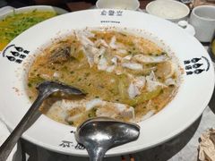 -渔语鱼新川菜Bistro(万象天地店)