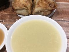 -宝瑞门钉肉饼店