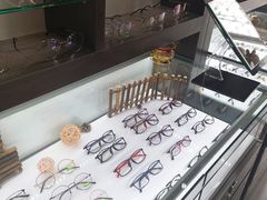 -视野联行眼镜蔡司·依视路官方授权店(顺城店)