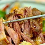 爱🐷星人有福了... 猪猪侠也爱吃的猪肘店... 🍖 
