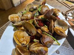 -嗨辣小聚·盘锦河蟹·海鲜烧烤龙虾(盘锦十年好店)