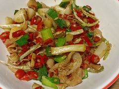 -小洞天柴火土菜馆