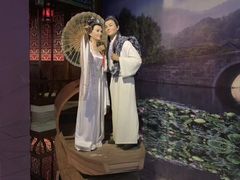 -金石蜡像馆