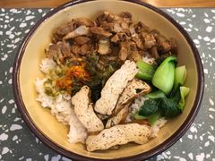 猪脚剁椒卤汁拌饭-流浪地图剁椒卤汁拌饭(未来城购物广场店)