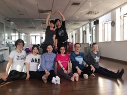 -爱尔乐美孕产瑜伽·普拉提