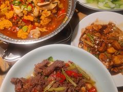 -爱碗亭·鲜炒湖南菜(壹城中心店)