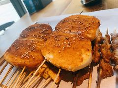 辣酱馒头片-腰子哥烤串(石佛营炫特店)