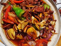 -老滇山寨•云南特色菜•地方菜•民族风情歌舞表演(金碧店)