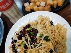 豆腐丝-超越炭火牛蛙火锅鸡(河东店)