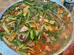 牛肉八带鱼饼土豪锅-京玉菲饭店(李村店)