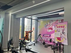 -超鹿运动(五四路恒力城店)