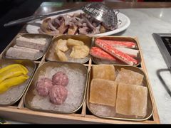 -尚尚仙·酸汤猪手·猪肚鸡火锅(华联万柳购物中心店)