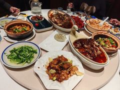 -八府香鸭·啫啫煲(华山路店)