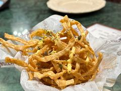 -秘密旅行Bonjour(黑金冠 江南西店)