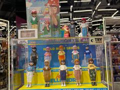 -泡泡玛特POPMART(侨福芳草地店)