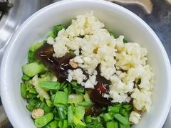 调味碟-佘记全家福芋儿鸡(向阳街总店)