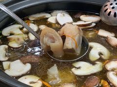 -乳仔牛牦牛汤锅 烤羊排(松潘古城店)