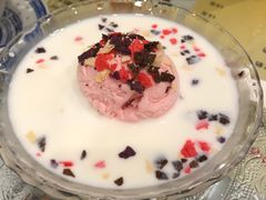 -广信牛奶甜品世家(台东店)