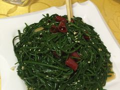 -苏莱特色牛骨滩羊手抓馆(长城东街总店)