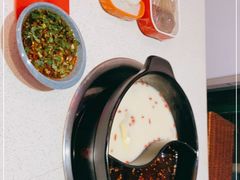 -钢管厂五区小郡肝串串香火锅(梅川路店)