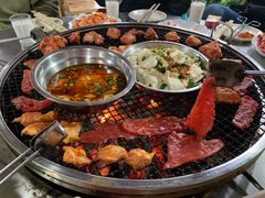 -小辣椒汤锅烧烤(温泉南街店)