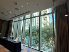 -深圳国际会展中心希尔顿酒店(前海华发冰雪世界店)