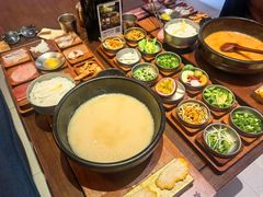 -银米·云南传统过桥米线(双廊黑金冠店)