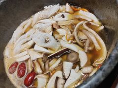 -芸山季·云南山珍菌火锅(人民广场来福士店)