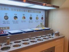-七欣天香辣蟹火锅(闵行浦江欢乐颂店)