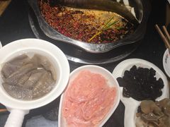 -纸盐河码头火锅(十八梯店)