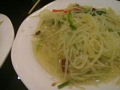 -清真磊磊烧烤老店(饮虎池街34号店)