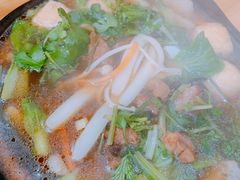 -农家飘香卤味砂锅(三角地店)