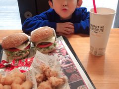 -The Habit Burger Grill 哈比特汉堡(复兴soho店)