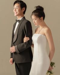 -喜爱高定婚纱摄影