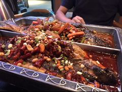 -鸣记脆皮烤鱼·海鲜烤鱼(三八广场店)
