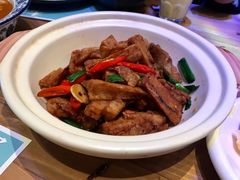 -临界音乐酒馆·小龙虾·江湖菜(华熙LIVE·鱼洞店)