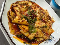 -何猫特色黄焖羊肉
