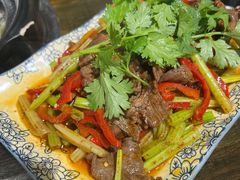 -乐山食古香跷脚牛肉
