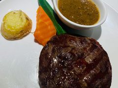 小蜜牛排-斗牛士牛排餐厅(嘉里汇店)