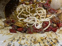 -辣盆盆麻辣小龙虾(哈尔滨总店)