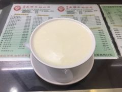 义顺牛奶公司(佐敦店)-义顺牛奶公司(庇利金街店)