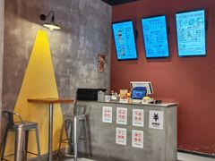 -牛纽塔·牛人堡(群众路店)